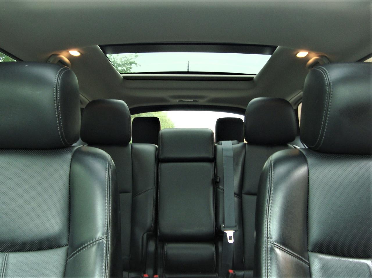 2017 Nissan Pathfinder Platinum 4WD Photo