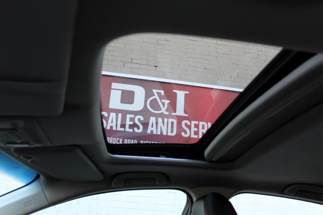 2013 Acura ILX Hybrid Photo