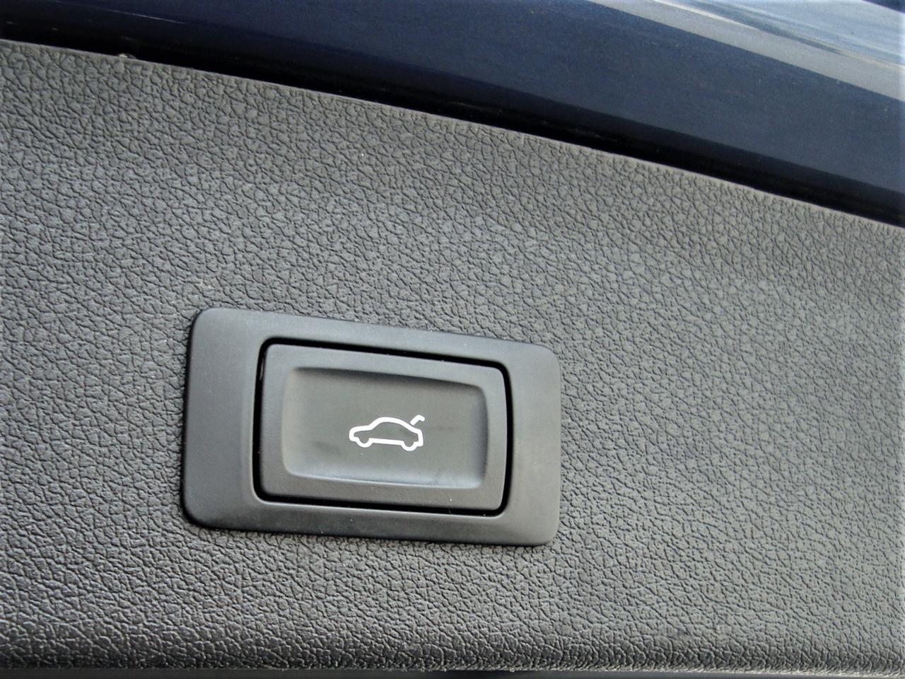 2016 Audi Q5 S-LINE TFSI QUATTRO TECHNIK Photo