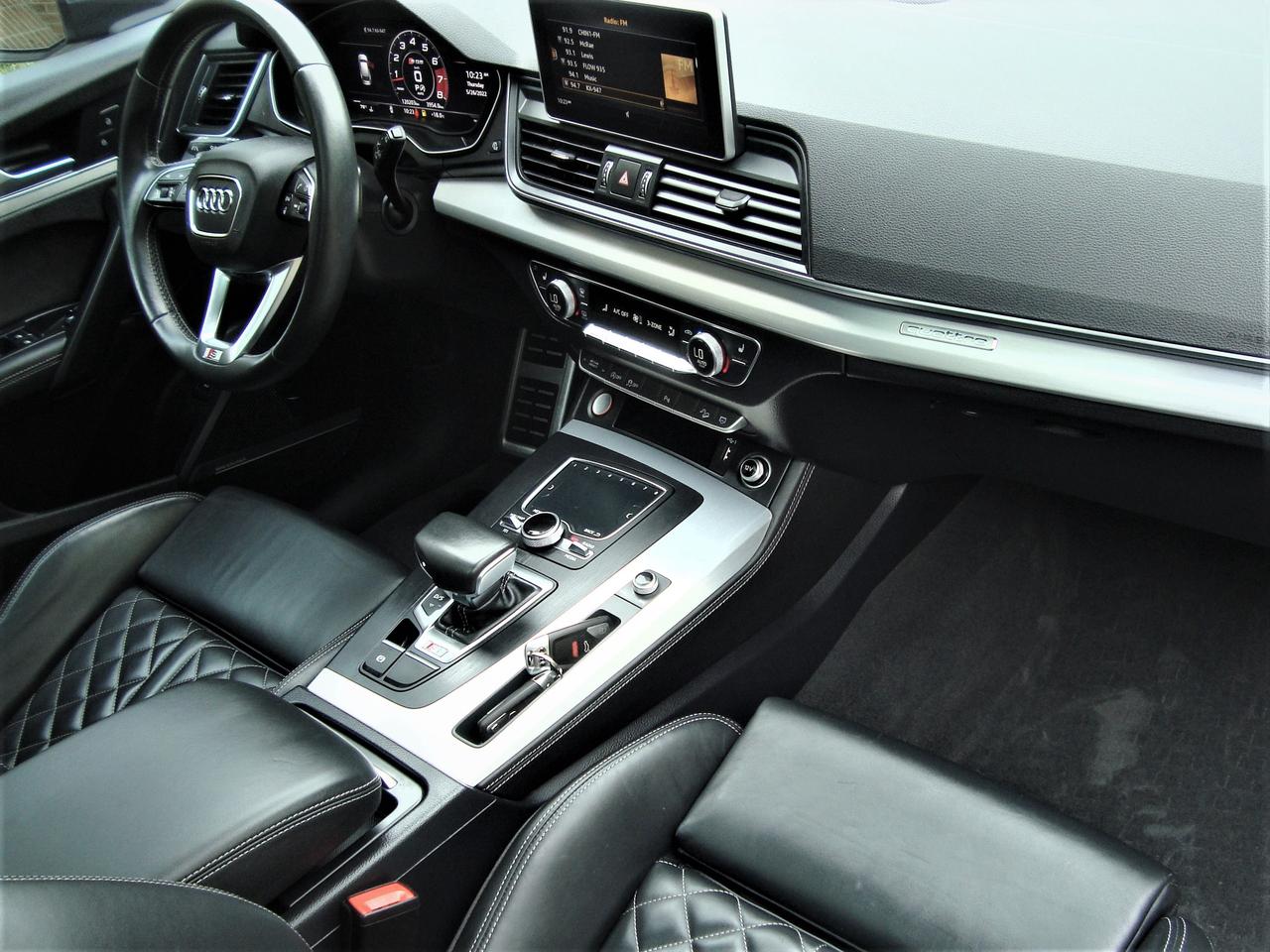 2018 Audi SQ5 TFSI QUATTRO TECHNIK Photo