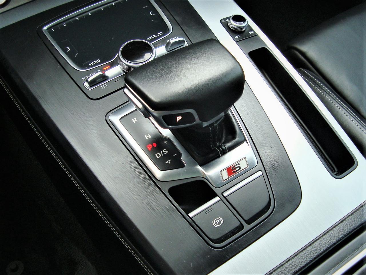 2018 Audi SQ5 TFSI QUATTRO TECHNIK Photo