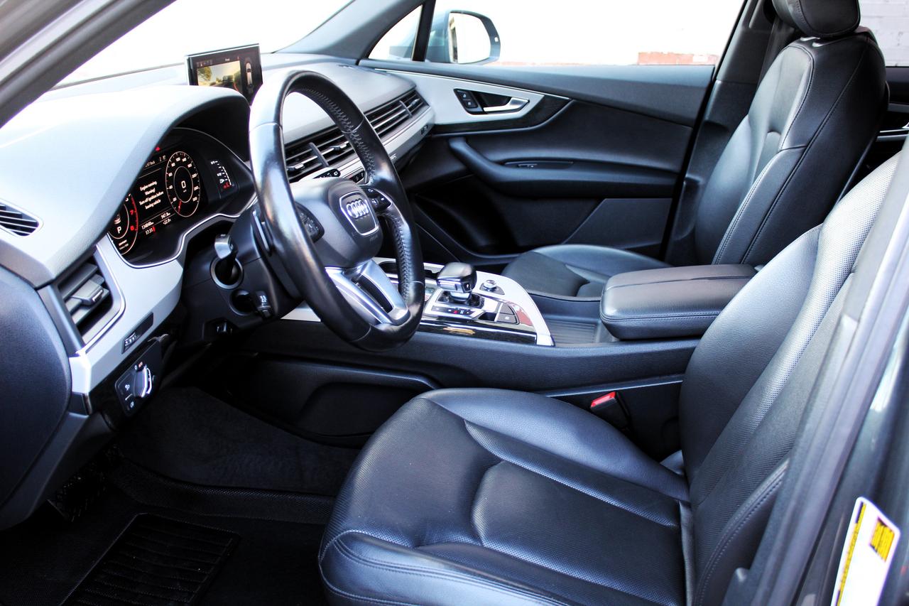 2017 Audi Q7 Progressiv S-Line Photo