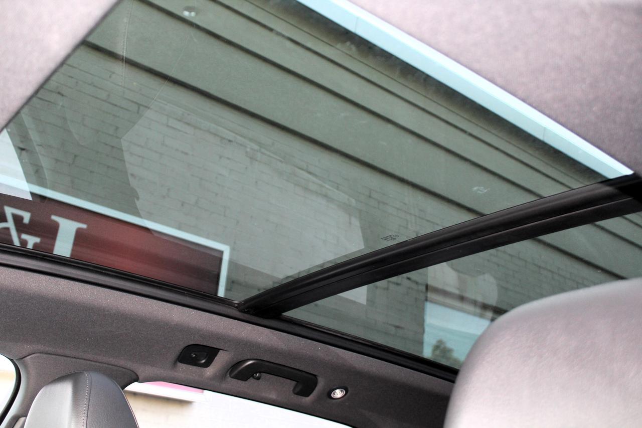 2017 Audi Q7 Progressiv S-Line Photo