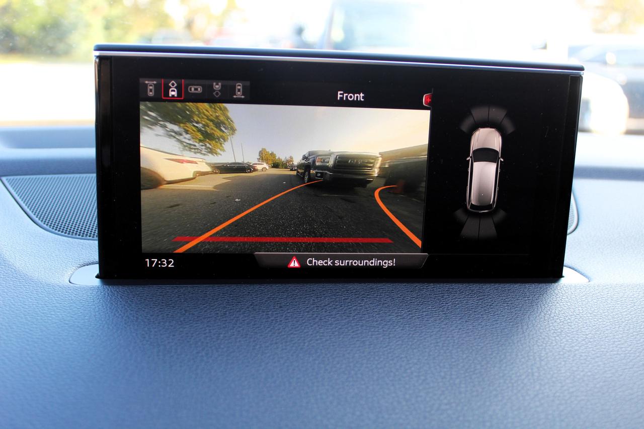 2017 Audi Q7 Progressiv S-Line Photo