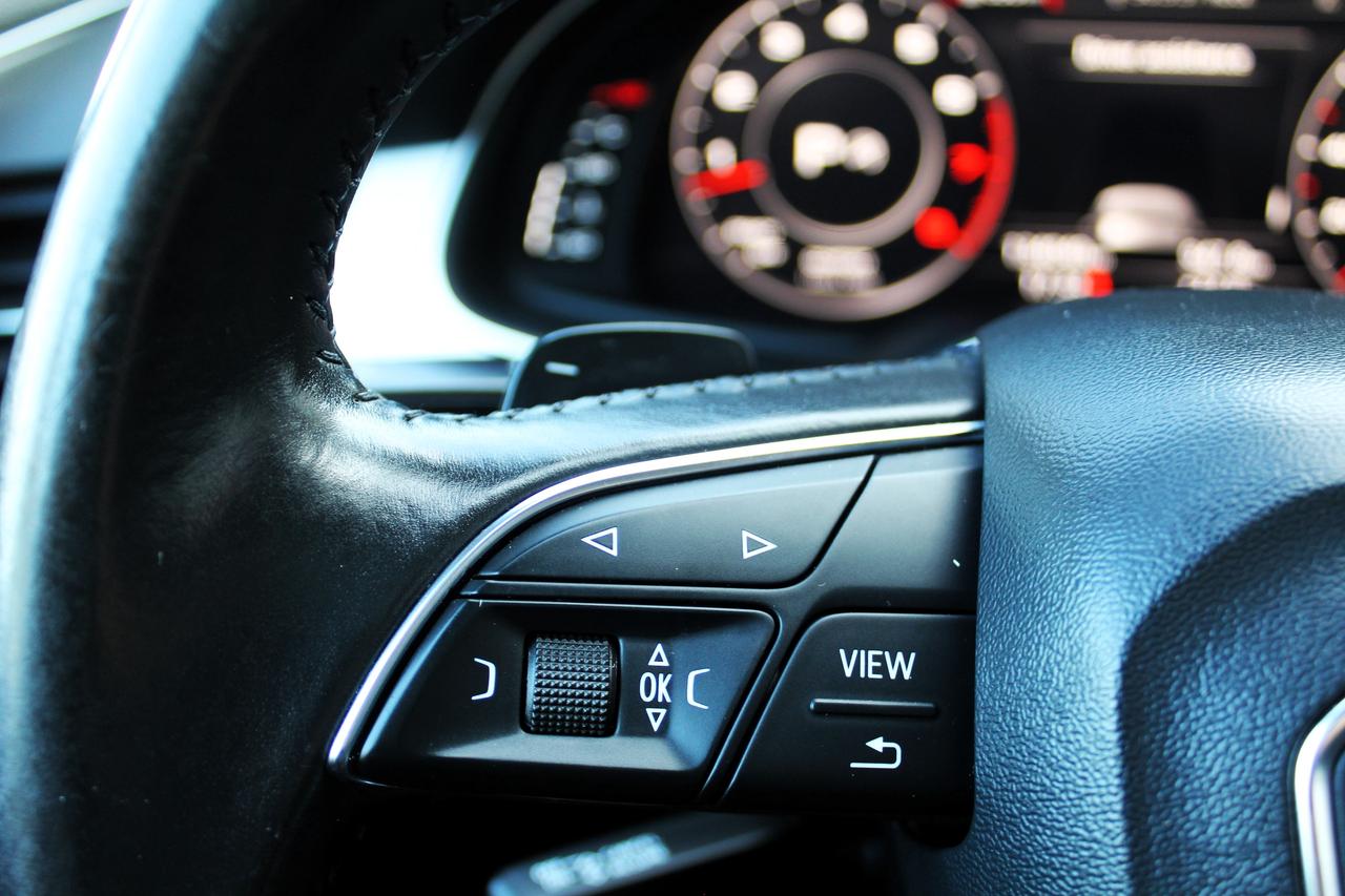 2017 Audi Q7 Progressiv S-Line Photo