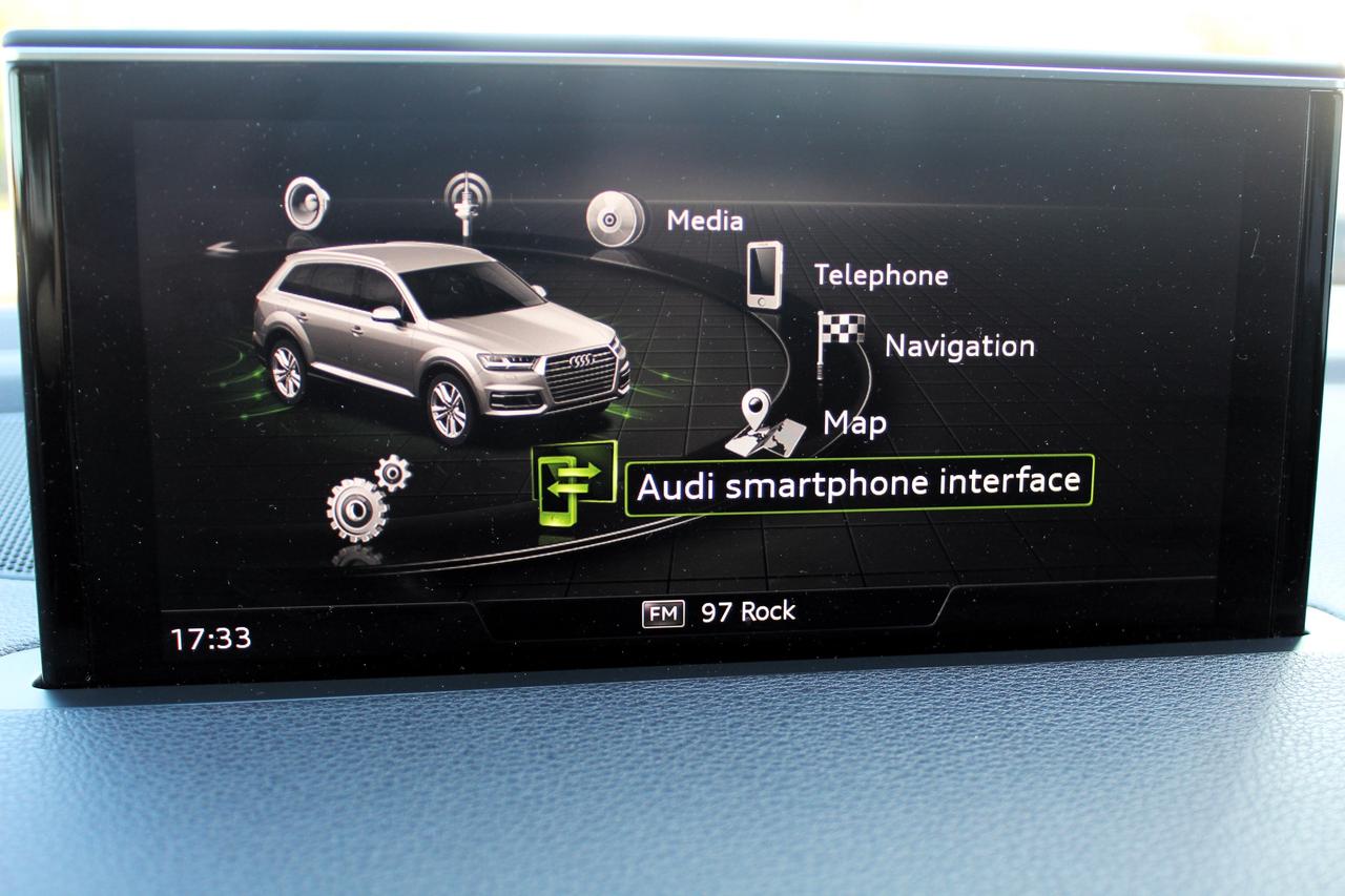 2017 Audi Q7 Progressiv S-Line Photo