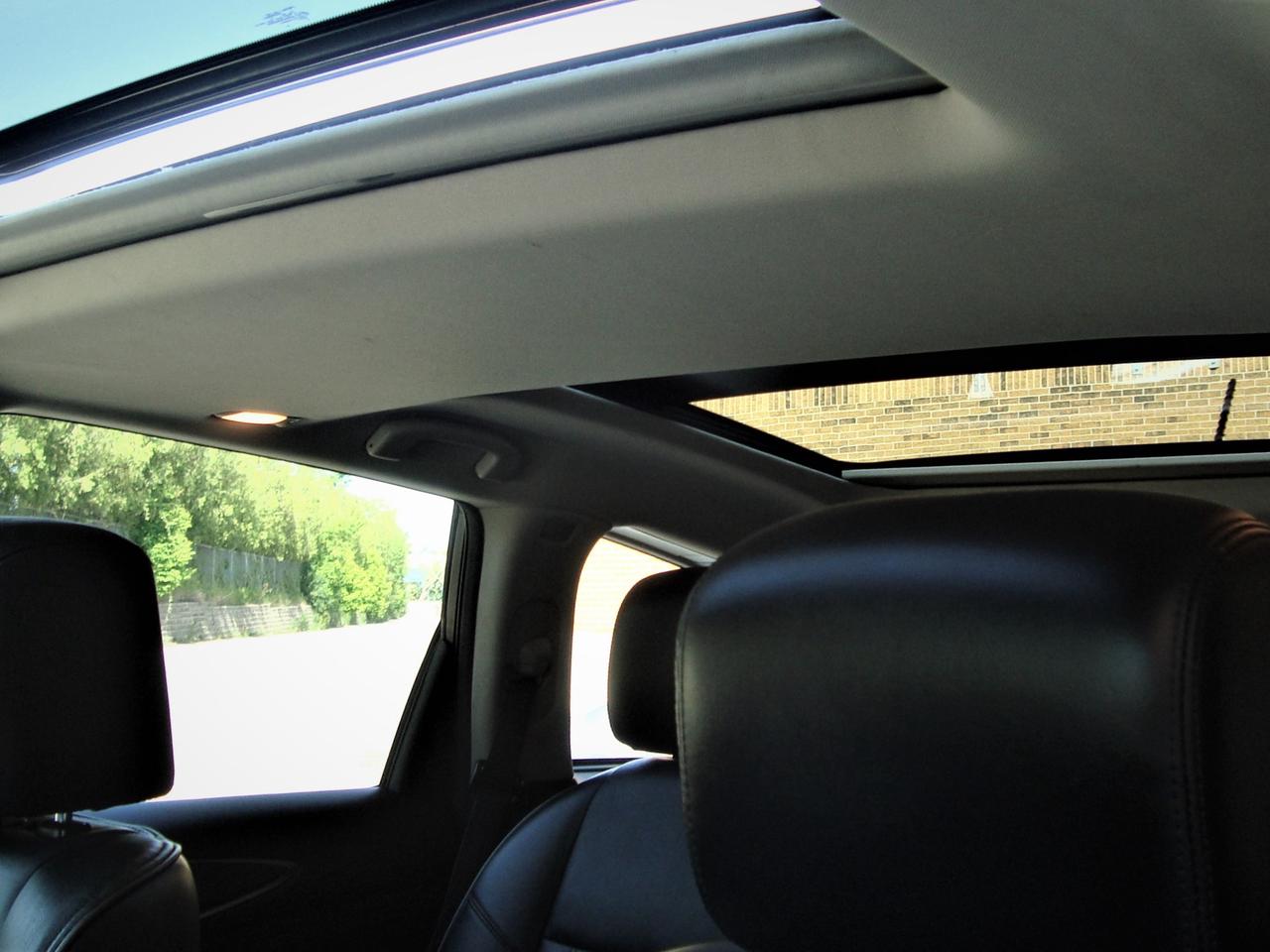 2015 Infiniti QX60 AWD PREMIUM TECH PKG. Photo