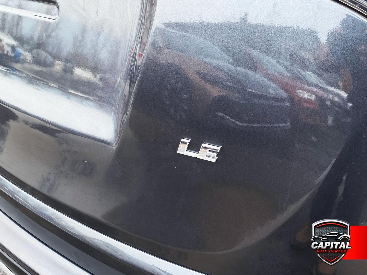 2018 Toyota RAV4 LE Photo