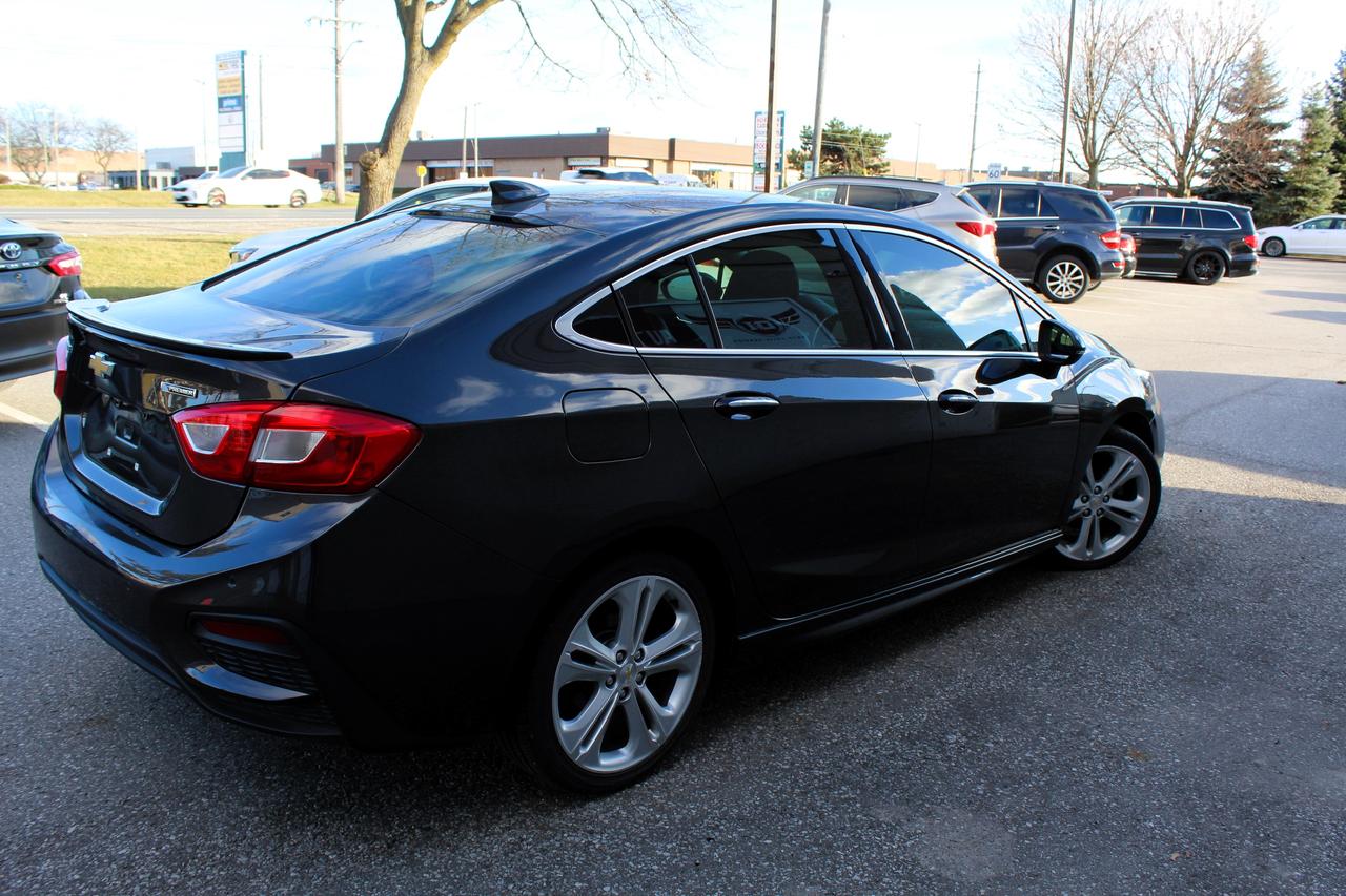 2017 Chevrolet Cruze Premier Photo3