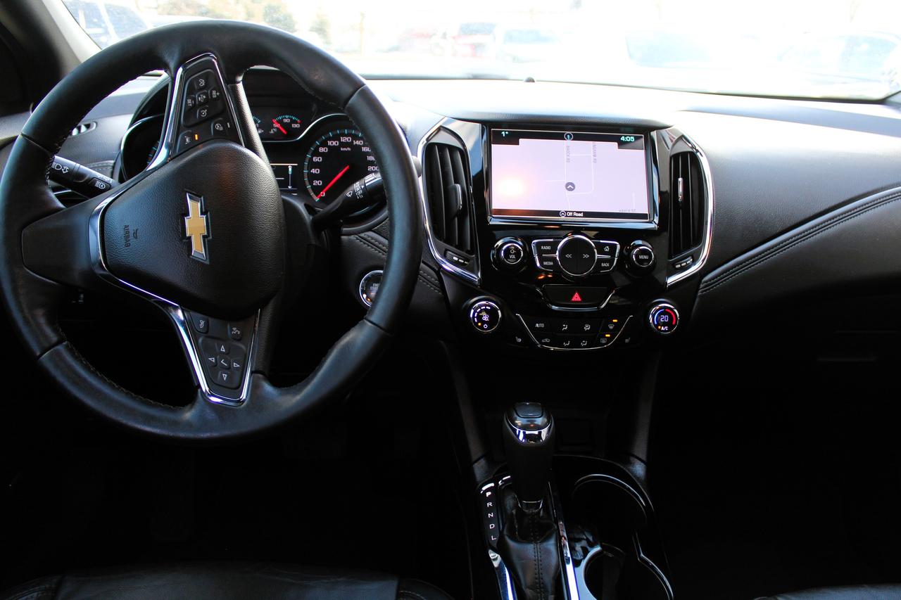 2017 Chevrolet Cruze Premier Photo