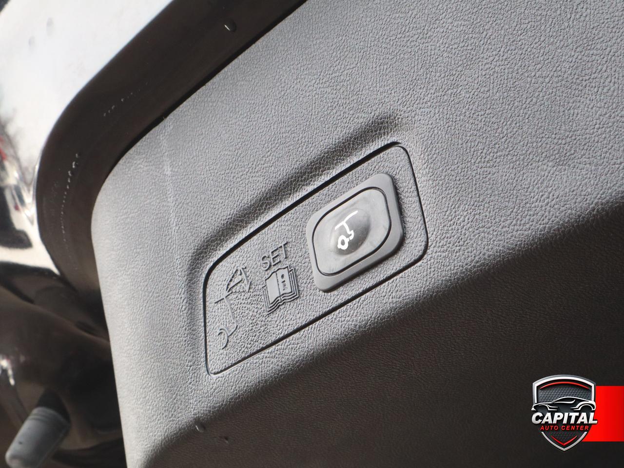 2018 Lincoln MKC Select Photo