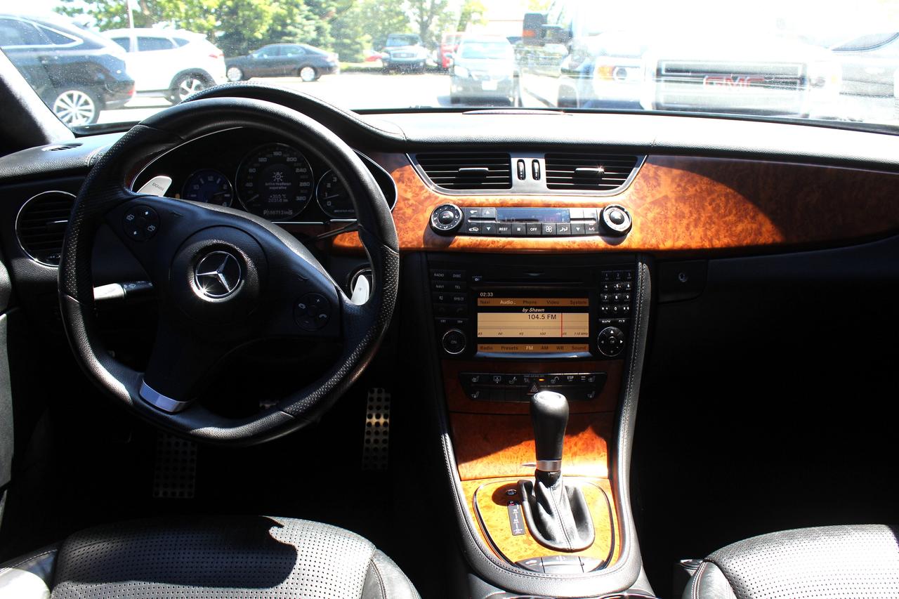 2009 Mercedes-Benz CLS-Class CLS63 AMG Photo