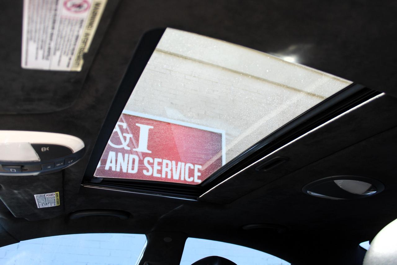 2009 Mercedes-Benz CLS-Class CLS63 AMG Photo