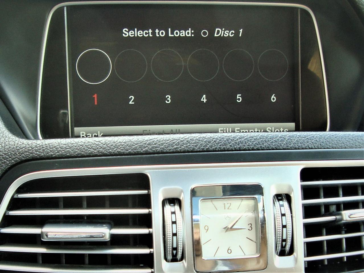 2014 Mercedes-Benz E350 4MATIC Coupe Photo