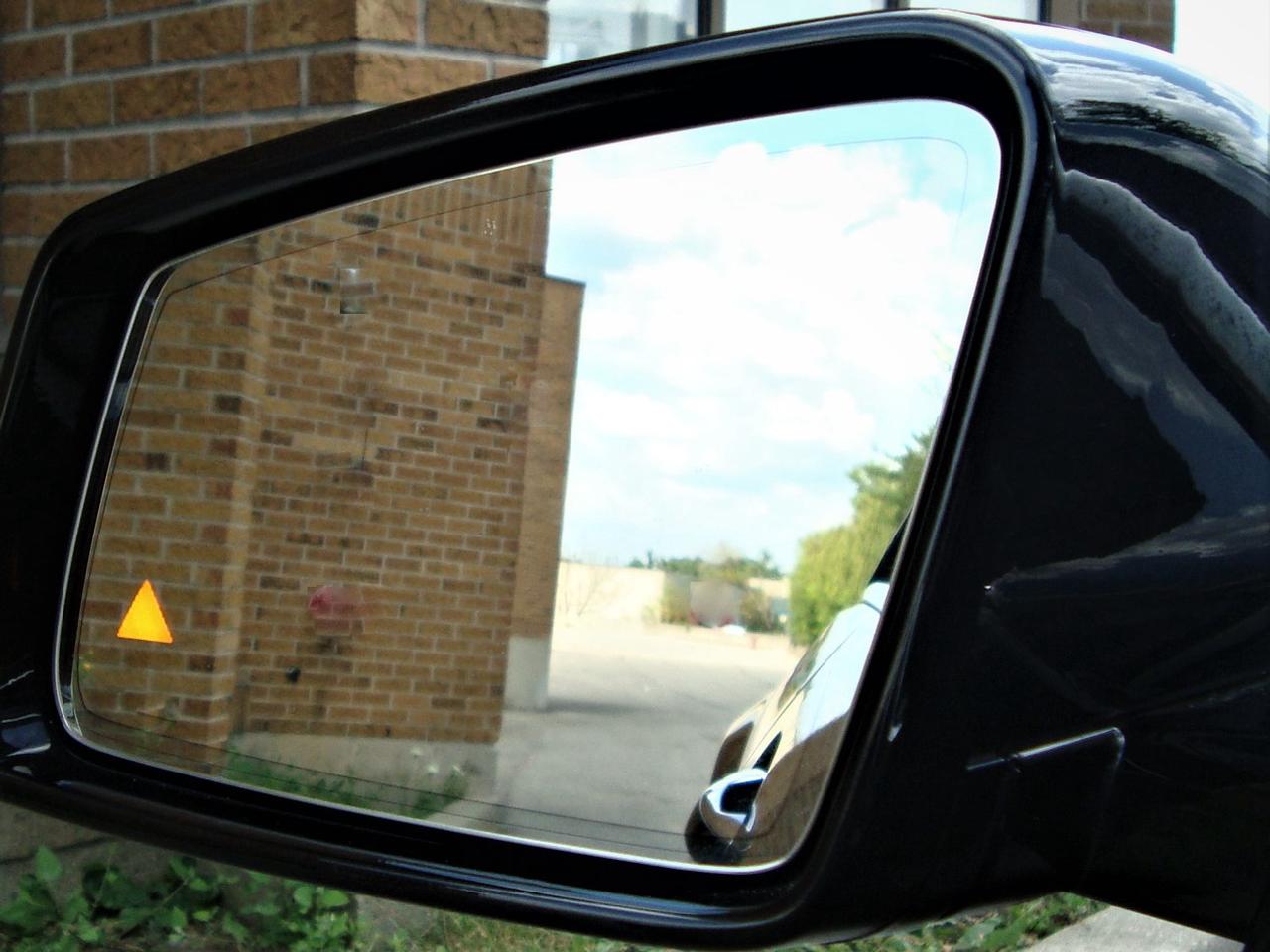 2014 Mercedes-Benz E350 4MATIC Coupe Photo