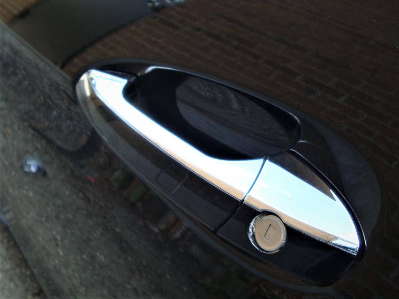 2014 Mercedes-Benz E350 4MATIC Coupe Photo