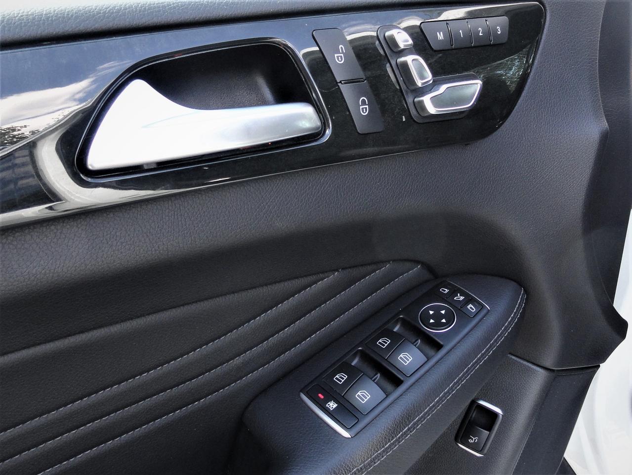 2018 Mercedes-Benz GLE 43 AMG 4MATIC | 1 OWNER | CARFAX CLEAN Photo