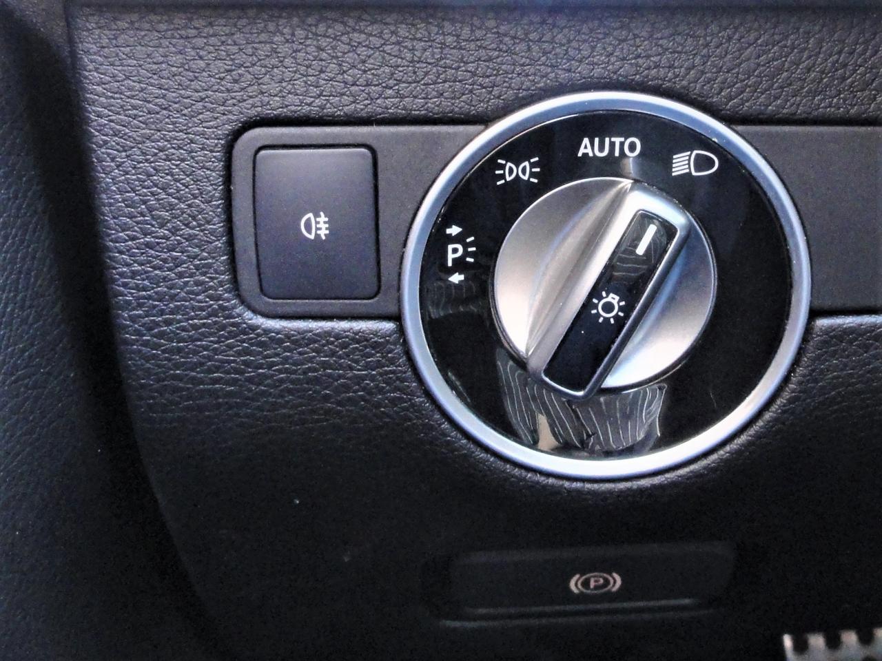 2018 Mercedes-Benz GLE 43 AMG 4MATIC | 1 OWNER | CARFAX CLEAN Photo