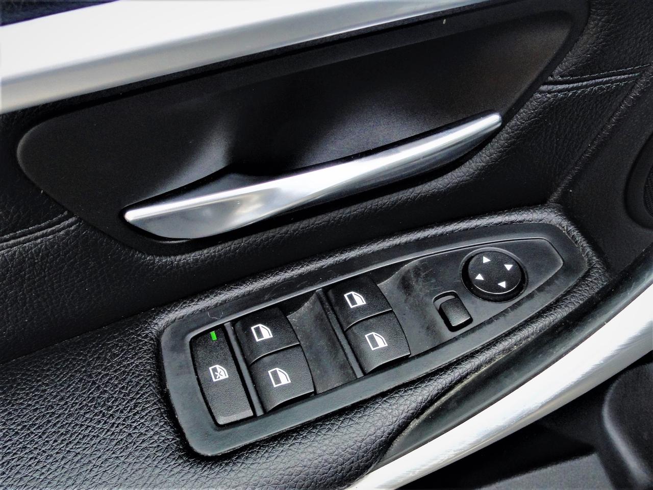 2016 BMW 328i X-DRIVE PREMIUM Photo