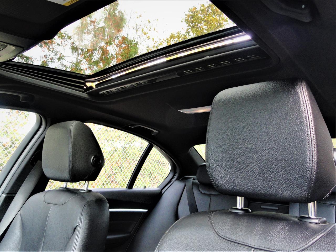 2016 BMW 328i X-DRIVE PREMIUM Photo