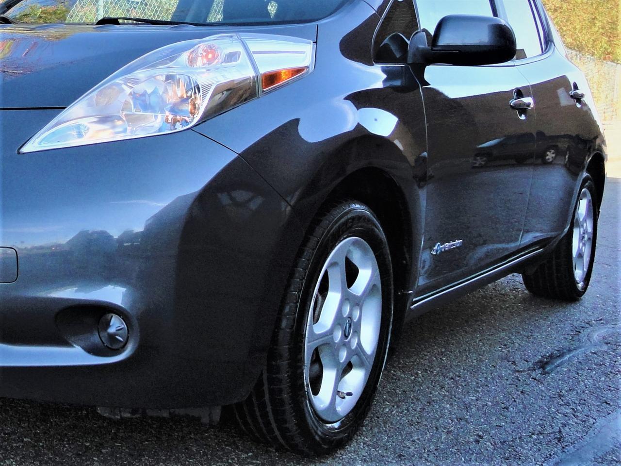 2013 Nissan Leaf SV ZERO EMISSION NAVI H. SEATS B.T. Photo