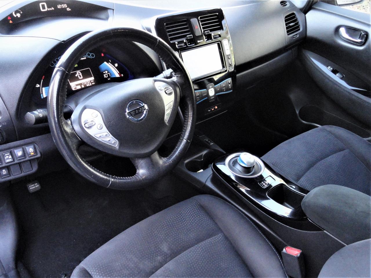 2013 Nissan Leaf SV ZERO EMISSION NAVI H. SEATS B.T. Photo