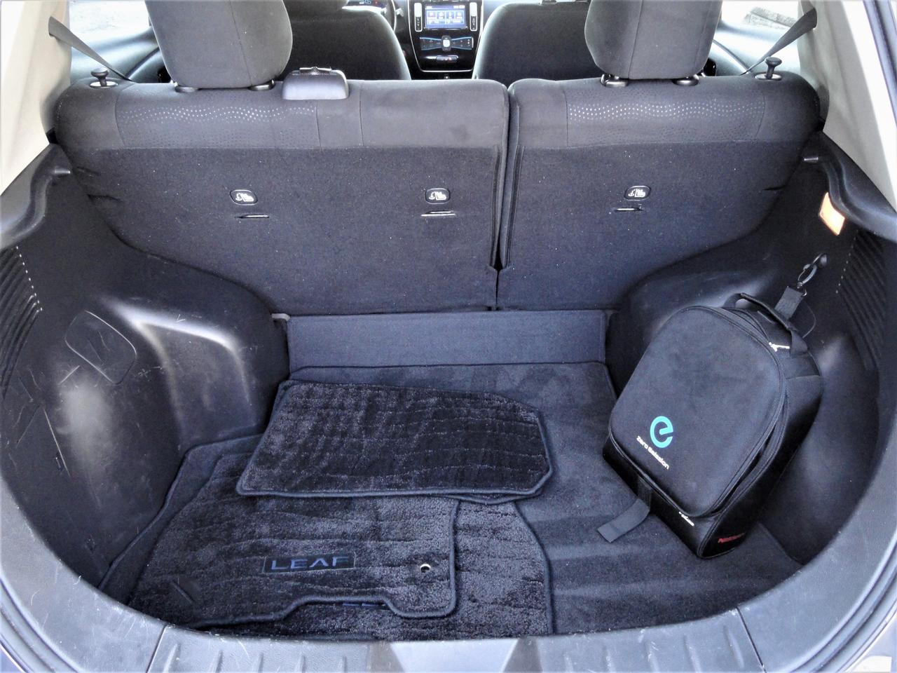 2013 Nissan Leaf SV ZERO EMISSION NAVI H. SEATS B.T. Photo
