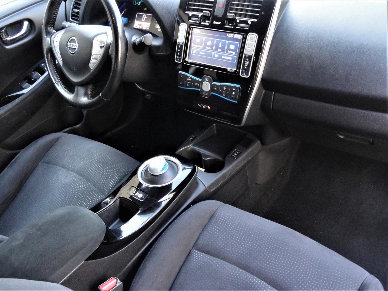 2013 Nissan Leaf SV ZERO EMISSION NAVI H. SEATS B.T. Photo