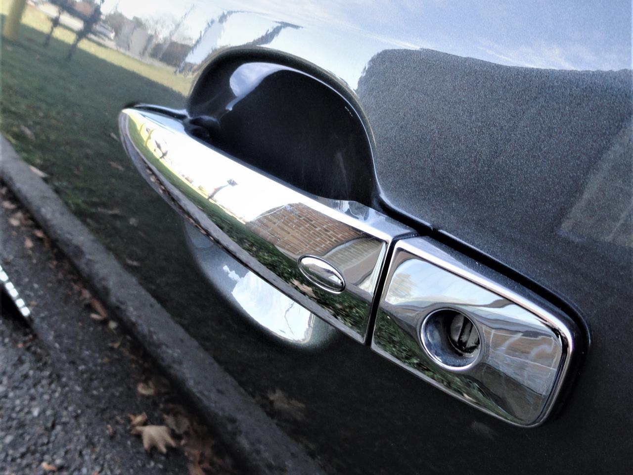 2013 Nissan Leaf SV ZERO EMISSION Photo