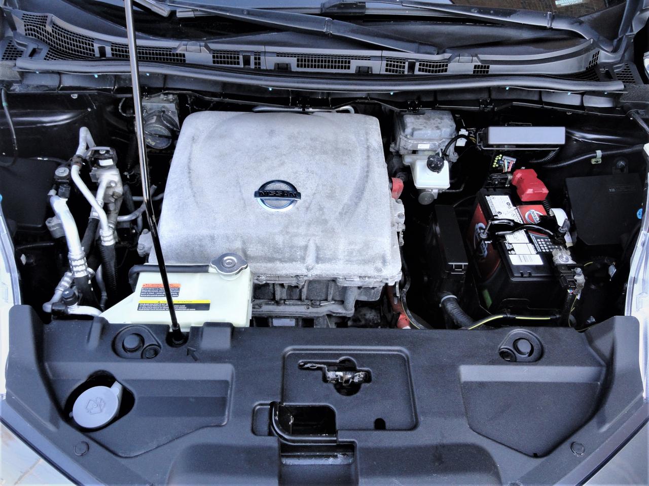 2013 Nissan Leaf SV ZERO EMISSION NAVI H. SEATS B.T. Photo