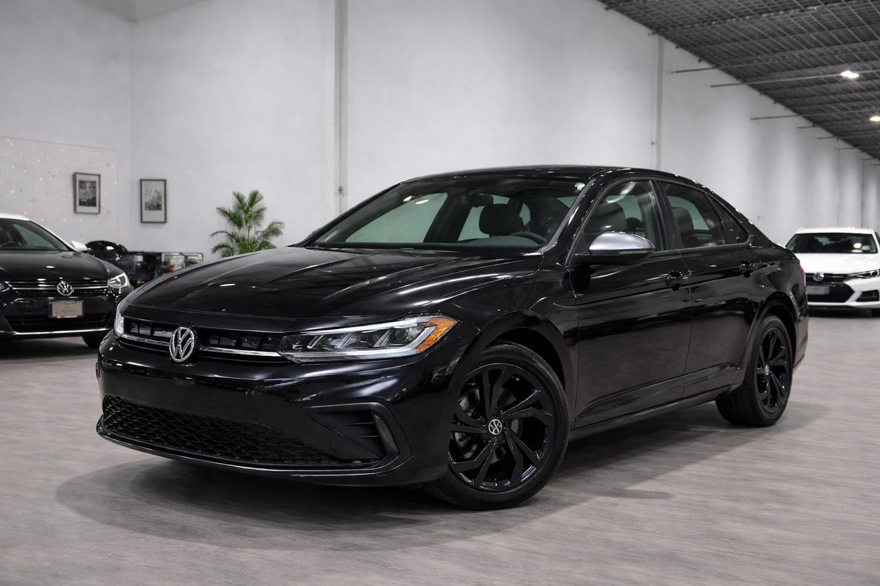 2025 Volkswagen Jetta CL Sport||Panaroof||Clean Carfax Photo