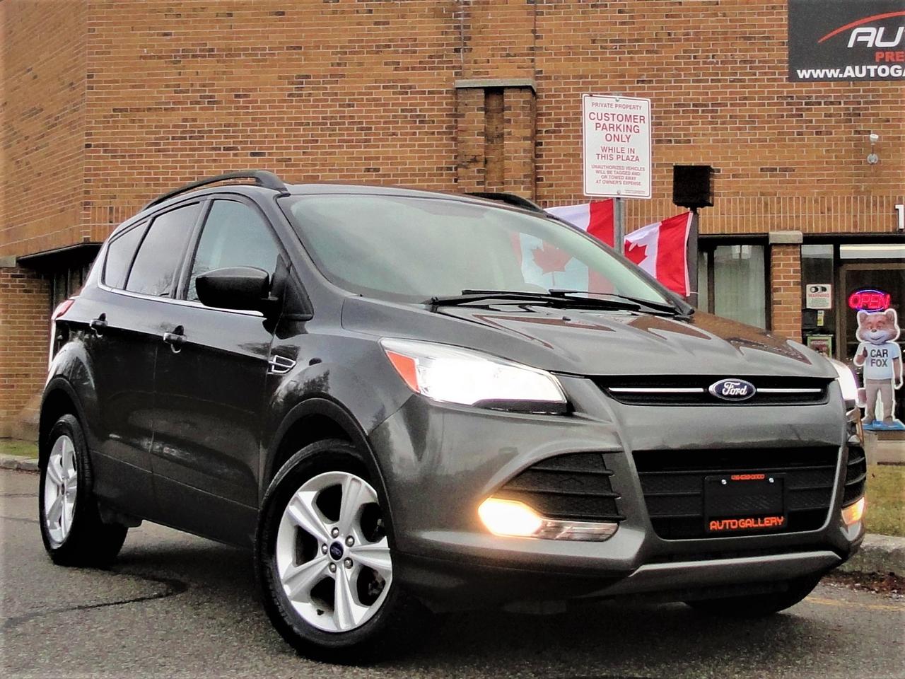 2015 Ford Escape SE 4WD, NAVI, LEATHER, SUNROOF Photo