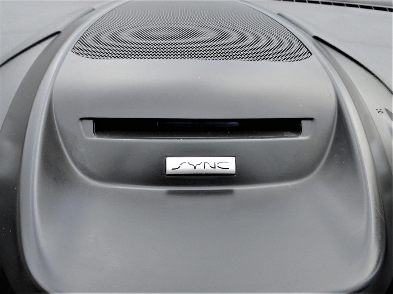2015 Ford Escape SE 4WD, NAVI, LEATHER, SUNROOF Photo