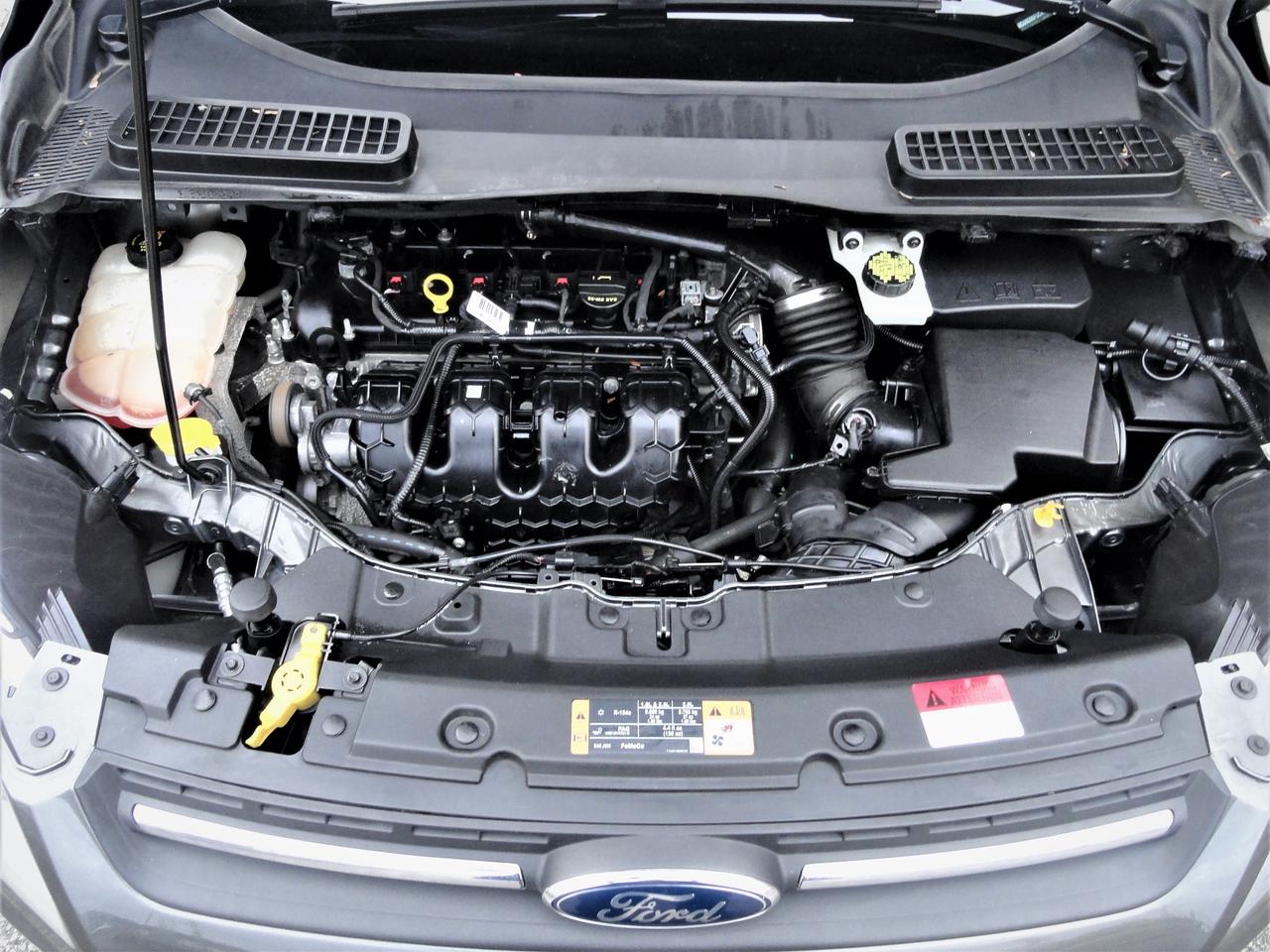 2015 Ford Escape SE 4WD, NAVI, LEATHER, SUNROOF Photo