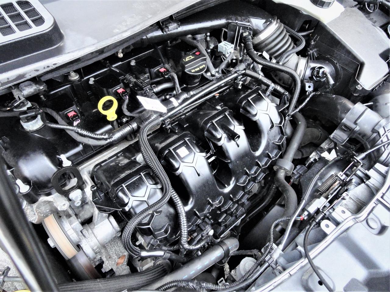 2015 Ford Escape SE 4WD, NAVI, LEATHER, SUNROOF Photo