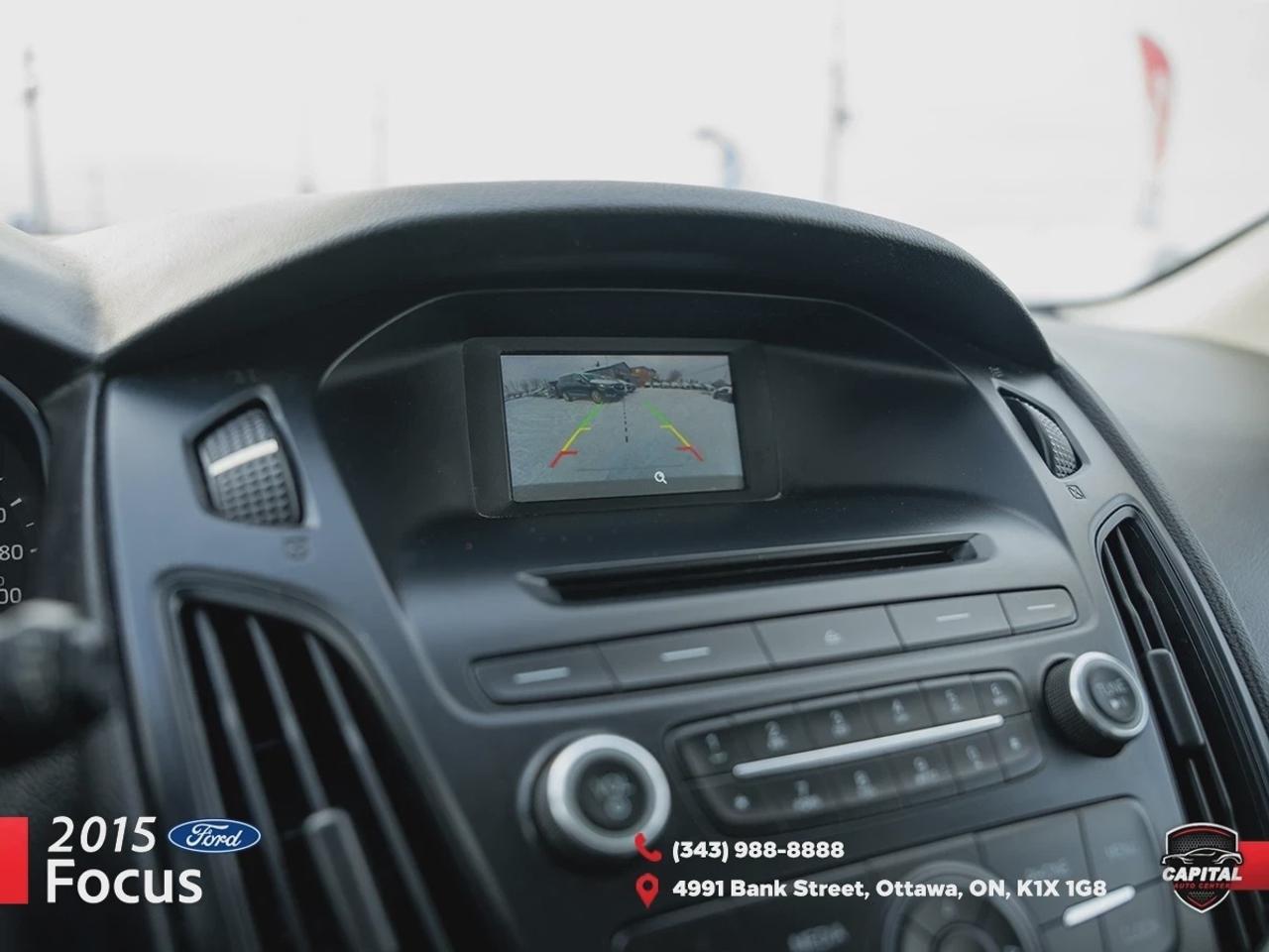 2015 Ford Focus SE Photo