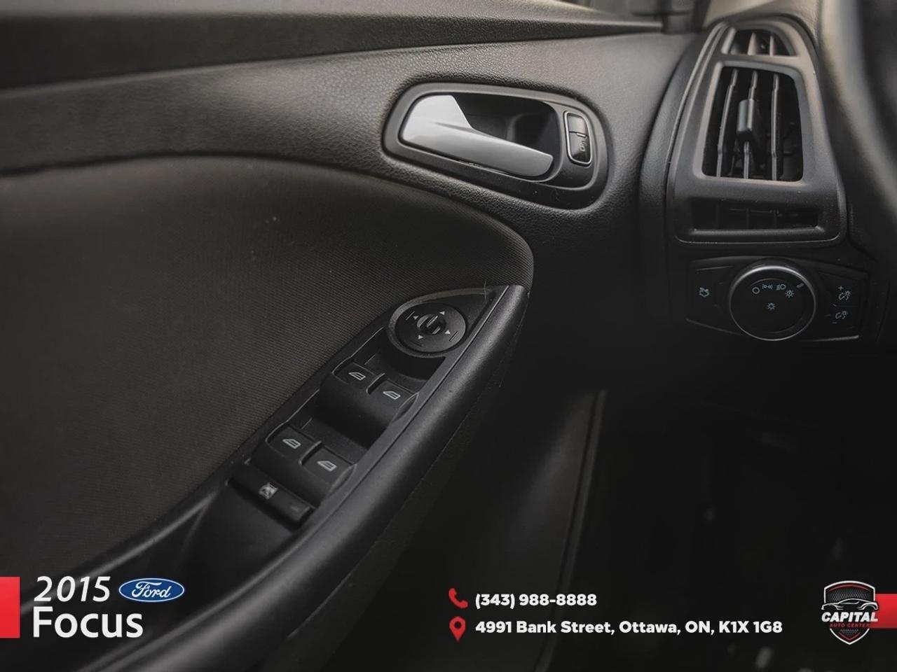 2015 Ford Focus SE Photo