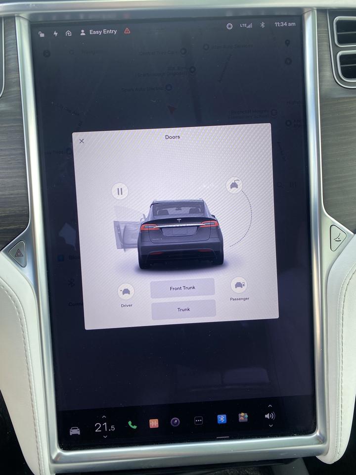 2017 Tesla Model X 75D Photo