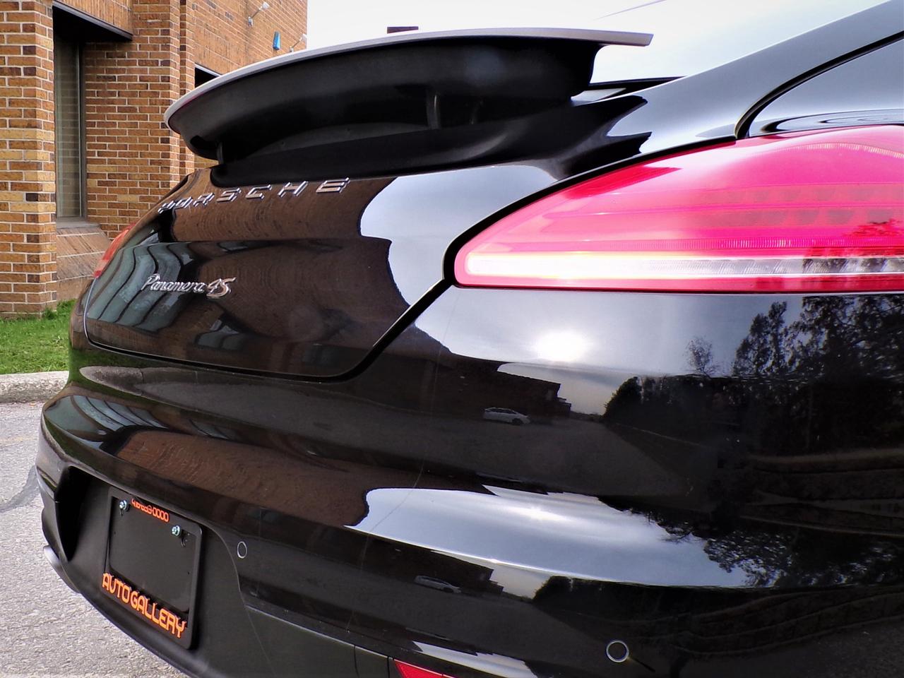 2015 Porsche Panamera 4S 4S EXECUTIVE LWB Photo