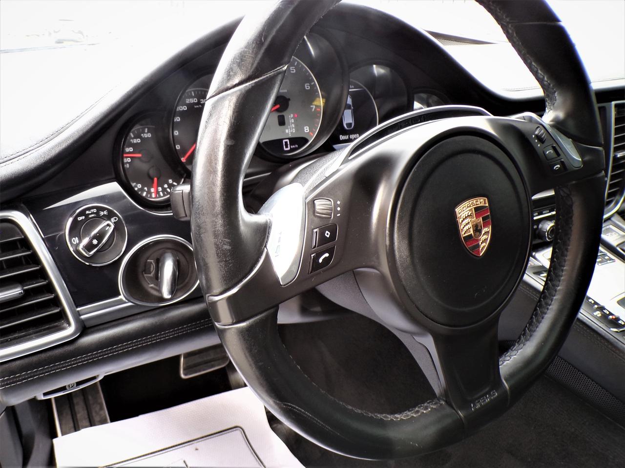 2015 Porsche Panamera 4S 4S EXECUTIVE LWB Photo