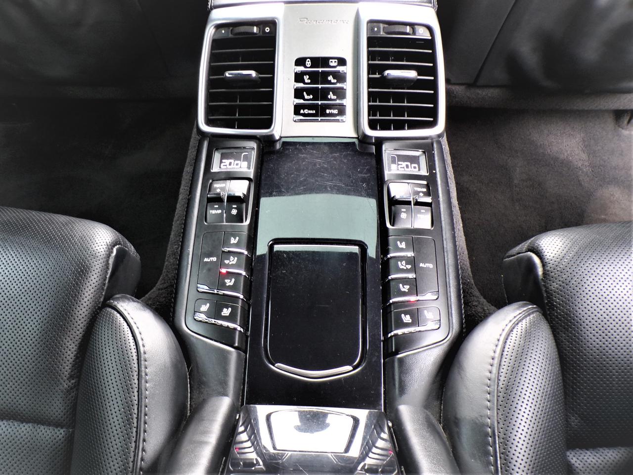 2015 Porsche Panamera 4S 4S EXECUTIVE LWB Photo