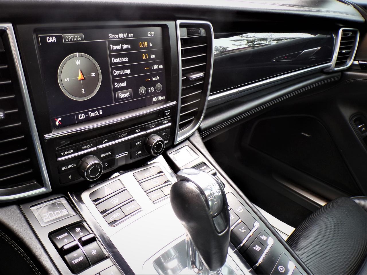 2015 Porsche Panamera 4S 4S EXECUTIVE LWB Photo