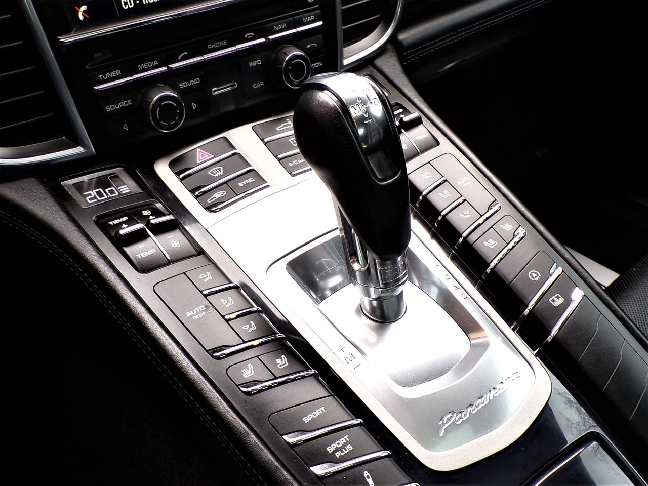 2015 Porsche Panamera 4S 4S EXECUTIVE LWB Photo