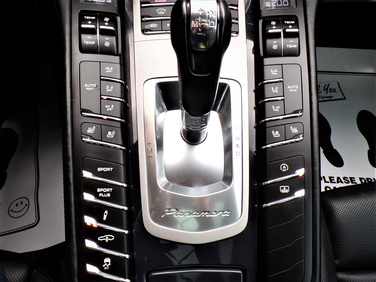 2015 Porsche Panamera 4S 4S EXECUTIVE LWB Photo