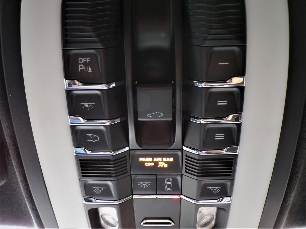 2015 Porsche Panamera 4S 4S EXECUTIVE LWB Photo