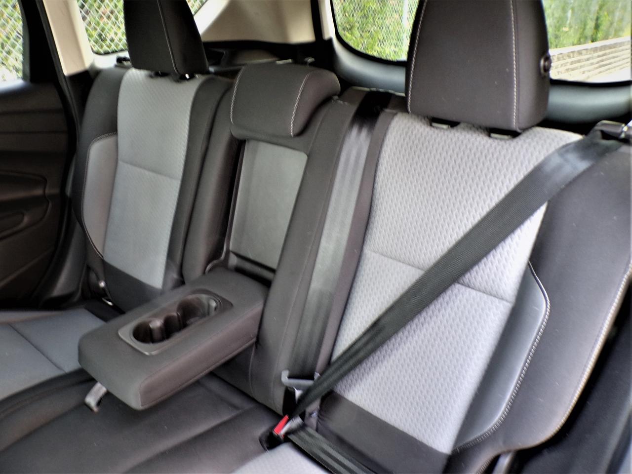2017 Ford Escape SE 4WD | CARFAX CLEAN | 1-OWNER Photo