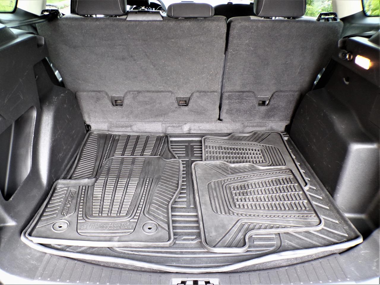 2017 Ford Escape SE 4WD | CARFAX CLEAN | 1-OWNER Photo