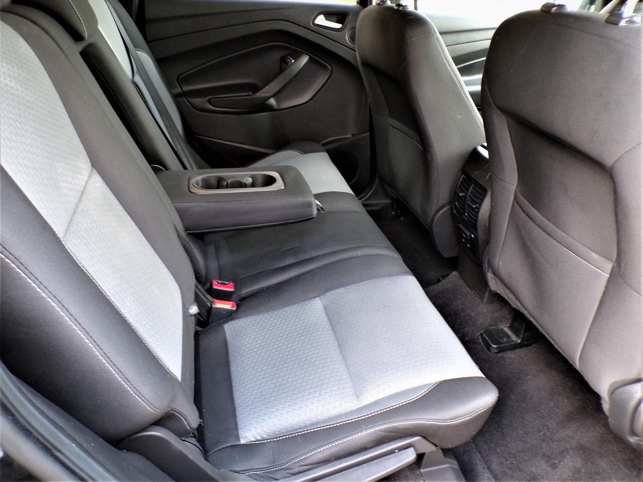 2017 Ford Escape SE 4WD | CARFAX CLEAN | 1-OWNER Photo