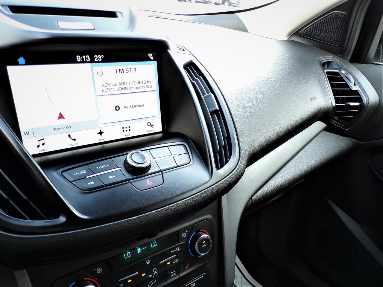 2017 Ford Escape SE 4WD | CARFAX CLEAN | 1-OWNER Photo