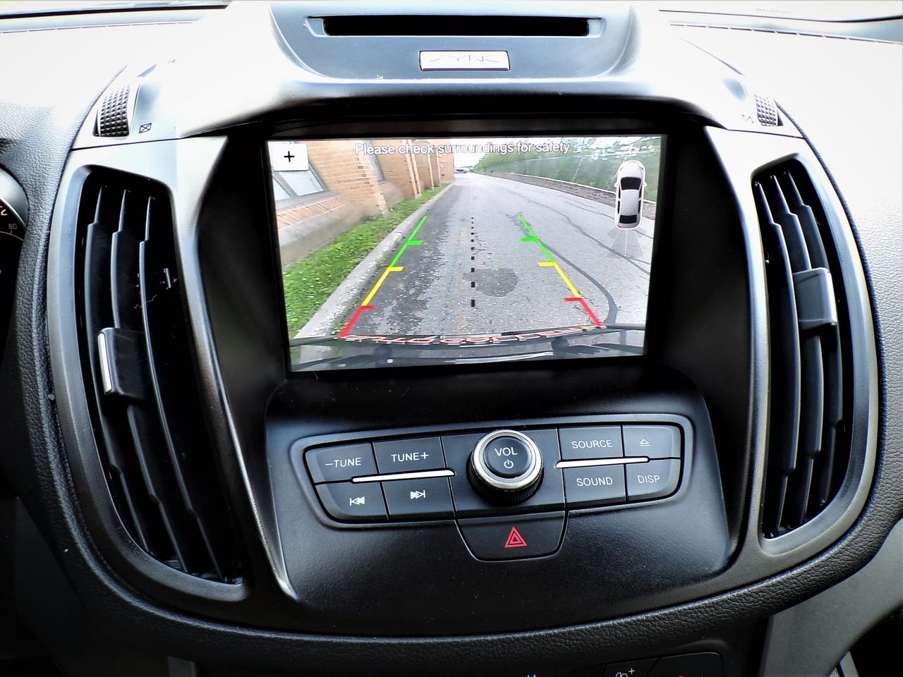 2017 Ford Escape SE 4WD | CARFAX CLEAN | 1-OWNER Photo